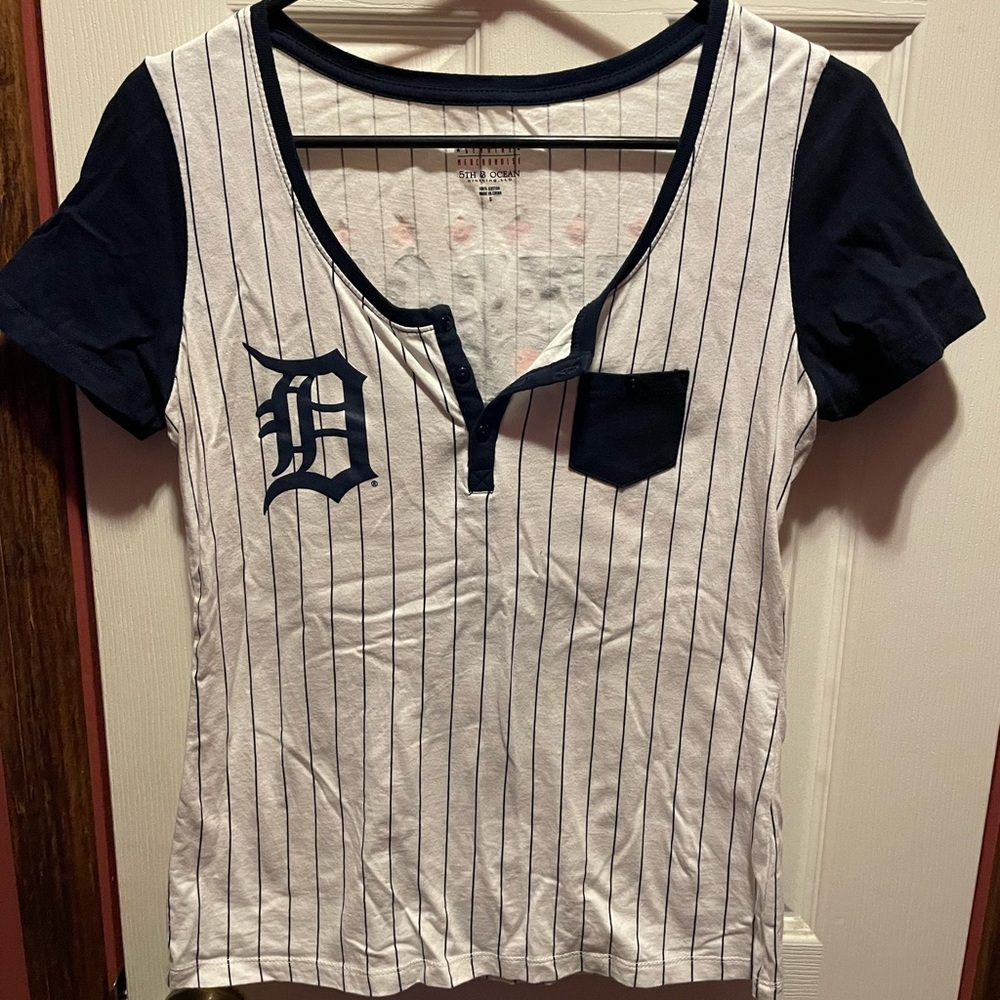 Detroit Tigers Women's Striped T-Shirt